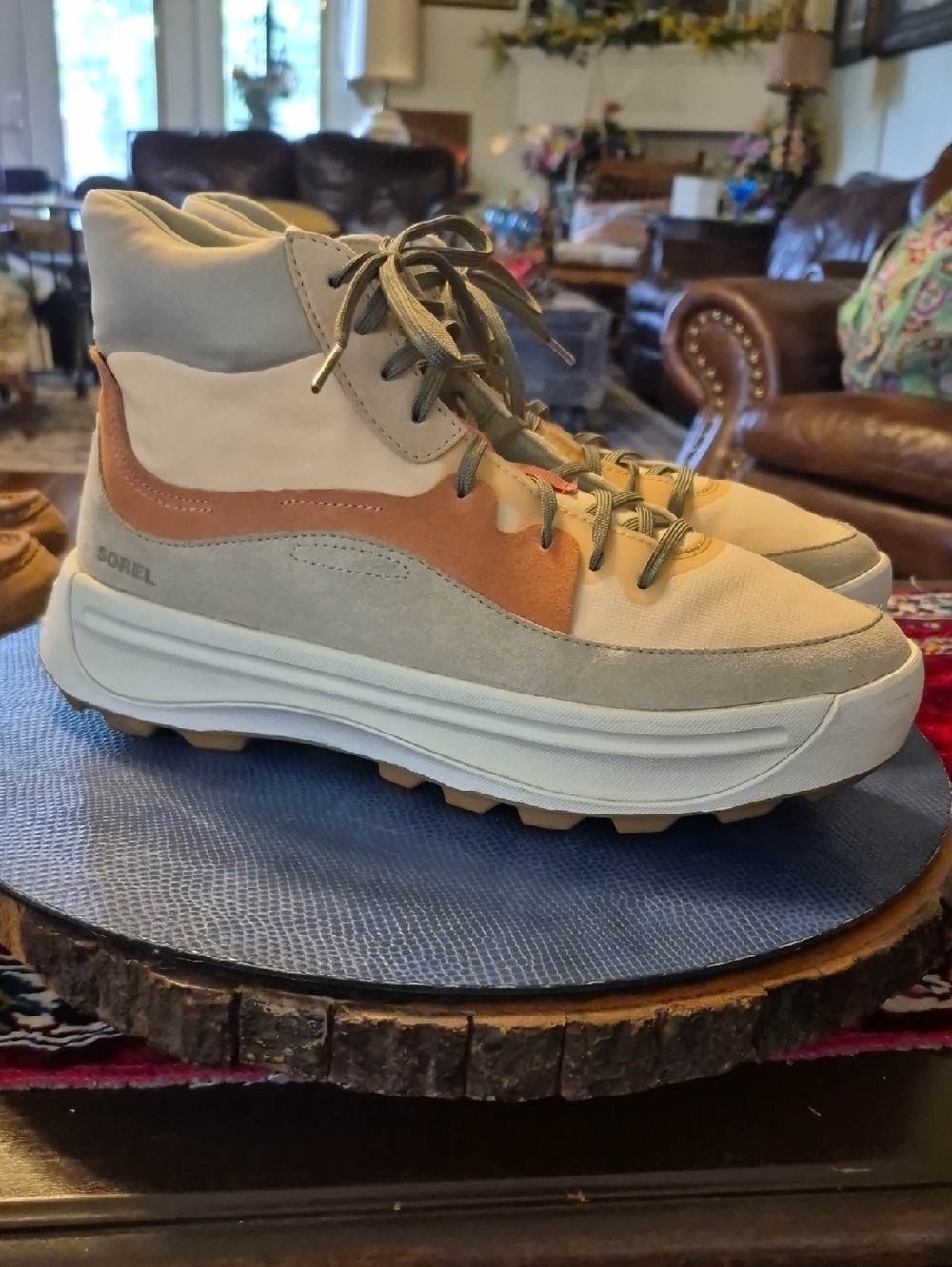 Sorel "Ona"Beige Tan &pink Casual Hiker Sneakers Womens Sz.11.(#2030SH) - Picture 2 of 16